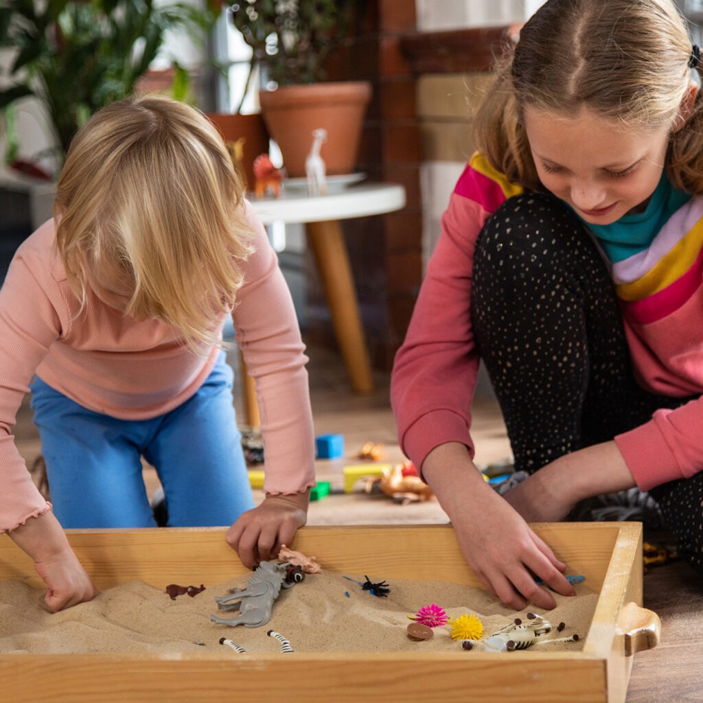 Sibling relationships can improve through Play Therapy.